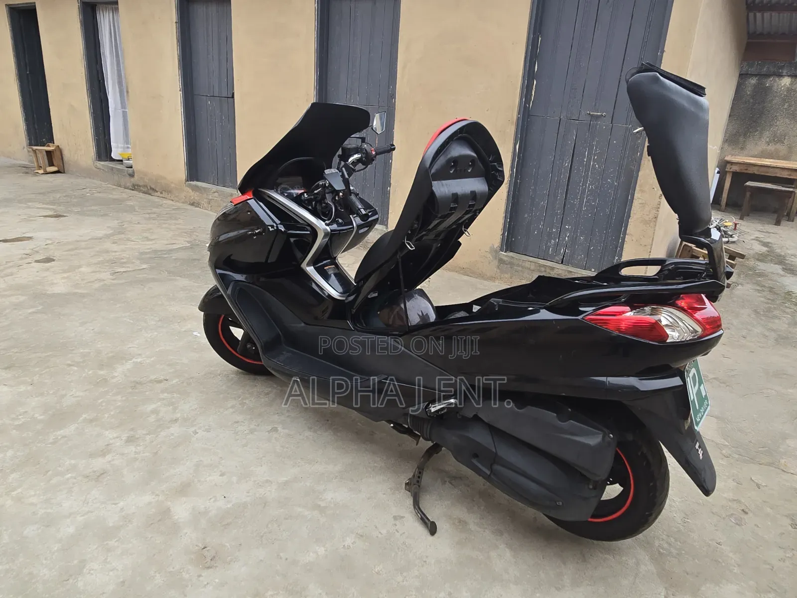 Yamaha Majesty 2015 Black