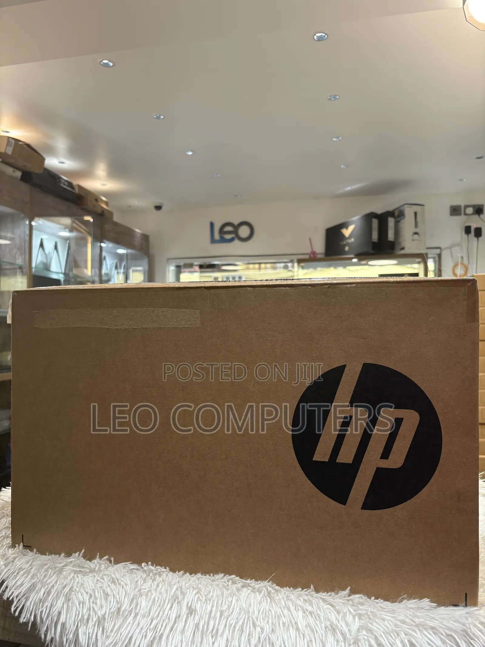 New Laptop HP Omen 16 16GB AMD Ryzen 7 SSD 512GB