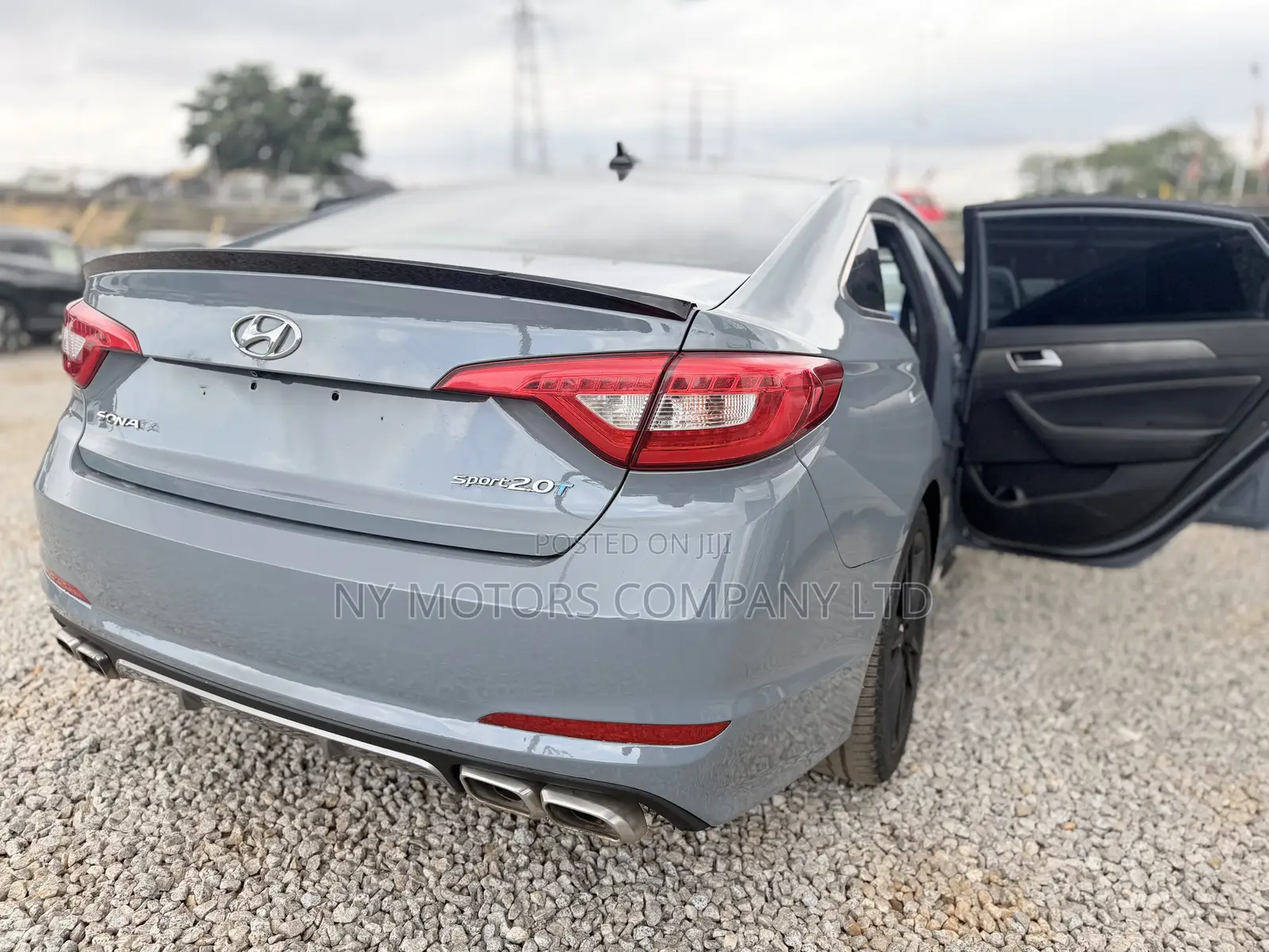 Hyundai Sonata Sport 2.0T Sedan FWD (2.0L 4cyl 6A) 2016 Gray