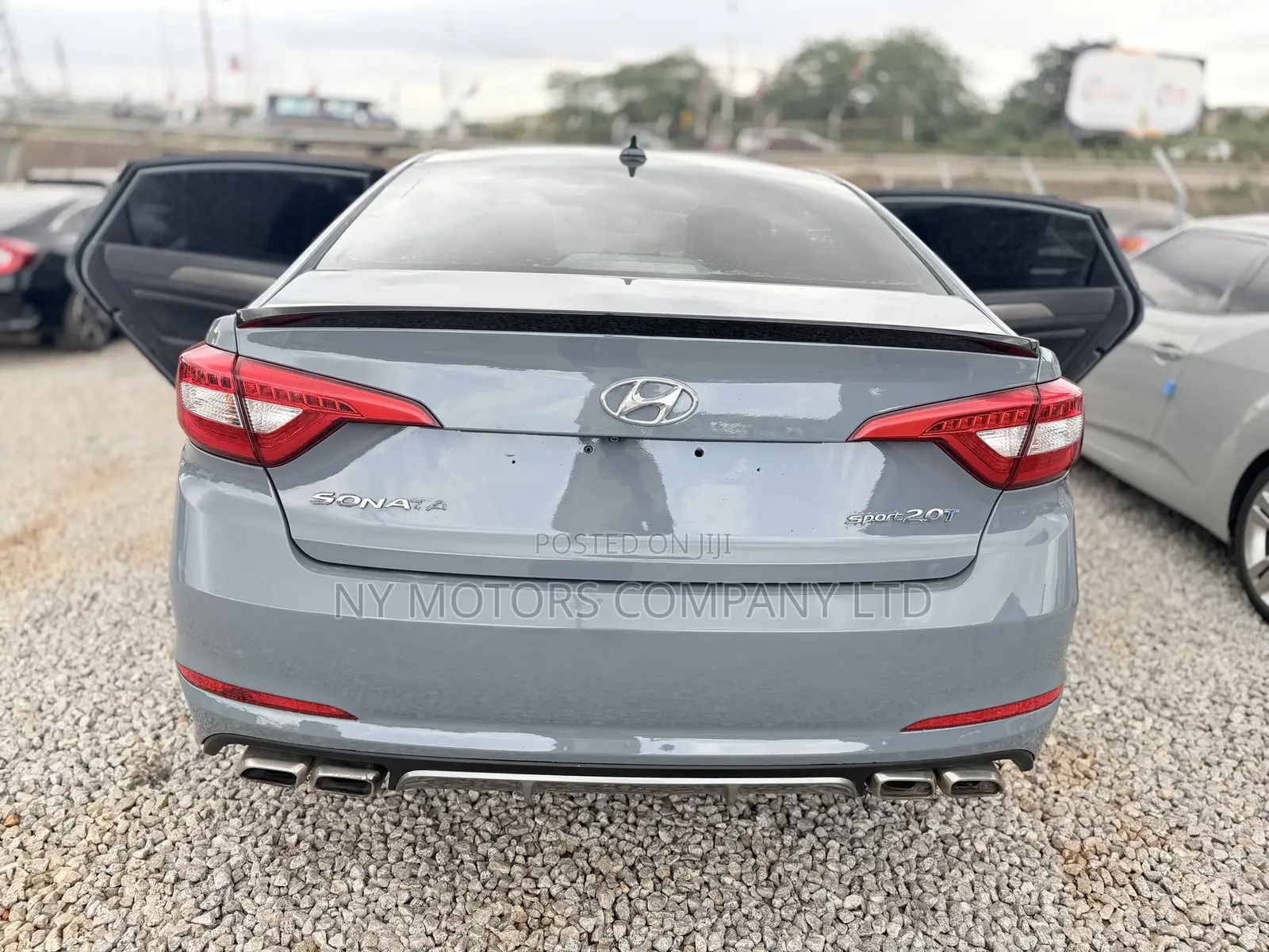 Hyundai Sonata Sport 2.0T Sedan FWD (2.0L 4cyl 6A) 2016 Gray