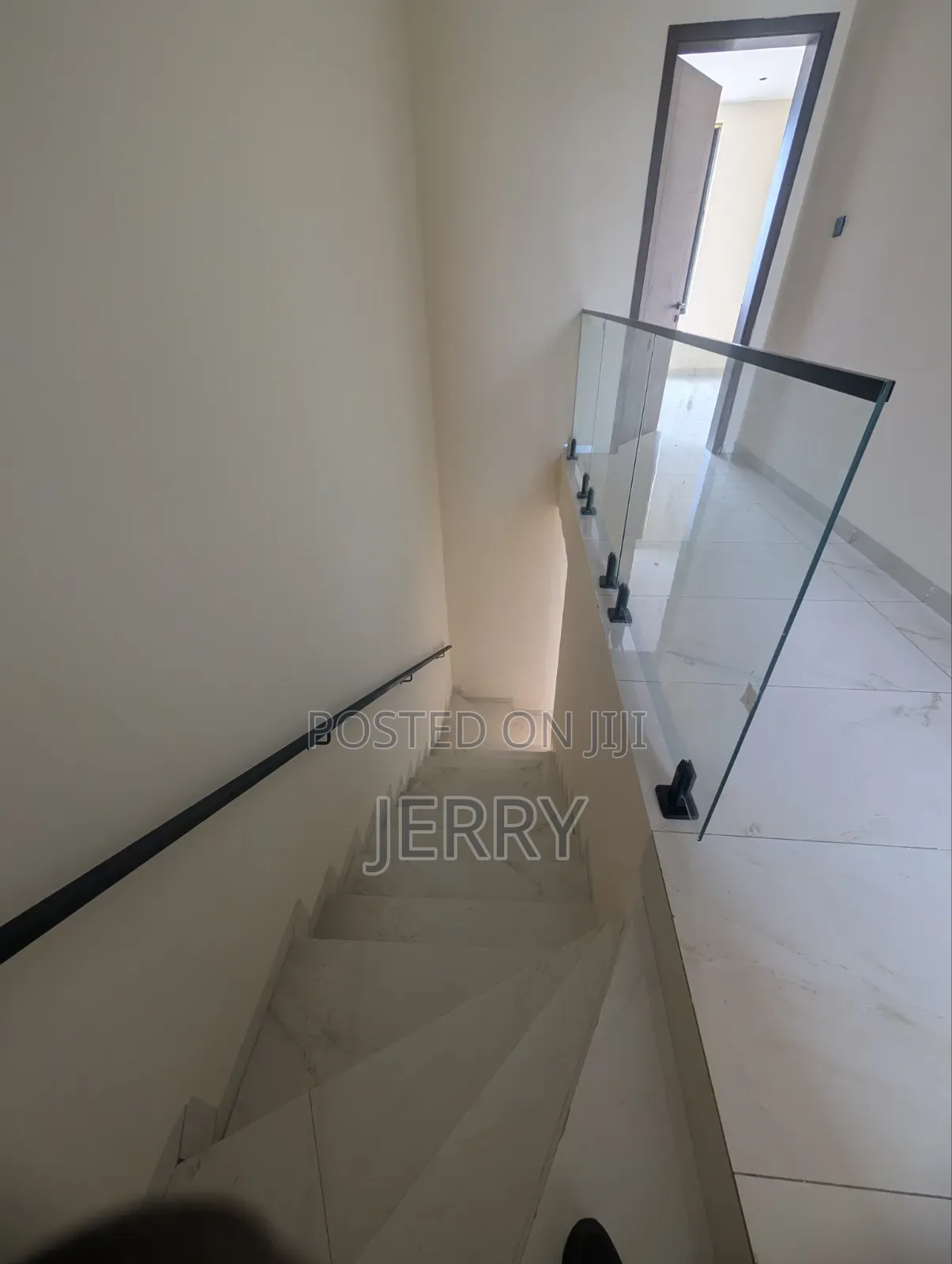 3bdrm Townhouse / Terrace in Sakumono for rent