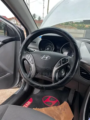 Hyundai Elantra 2014 Silver