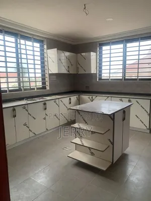 2bdrm Apartment in Baatsona Total for rent