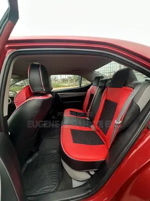 Toyota Corolla LE (1.8L 4cyl 2A) 2018 Red