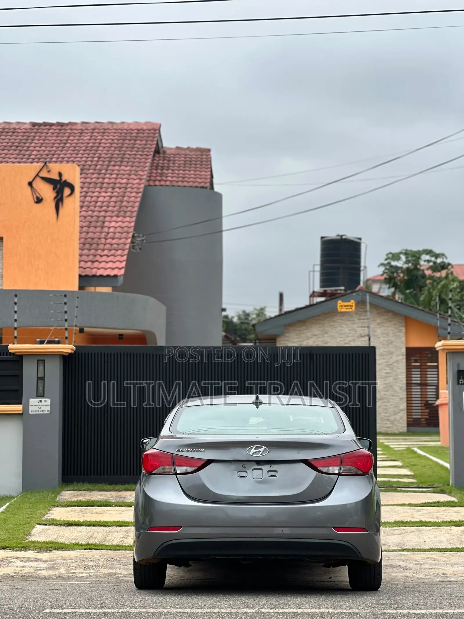 Hyundai Elantra Limited Sedan FWD (1.8L 4cyl 6A) 2016 Gray