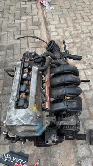 Toyota Corolla 1zz 03 - 08 Engine With GearBox 5 PINS (America)