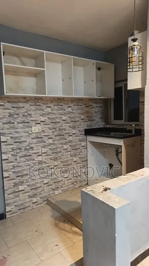 1bdrm Apartment in Mosque Area for rent