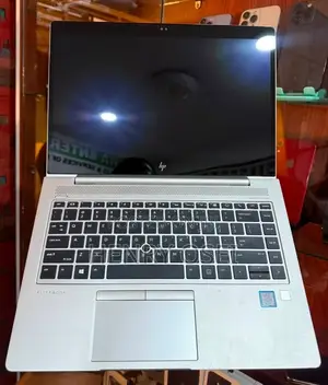 Laptop HP EliteBook 840 G5 8GB Intel Core i5 SSD 256GB