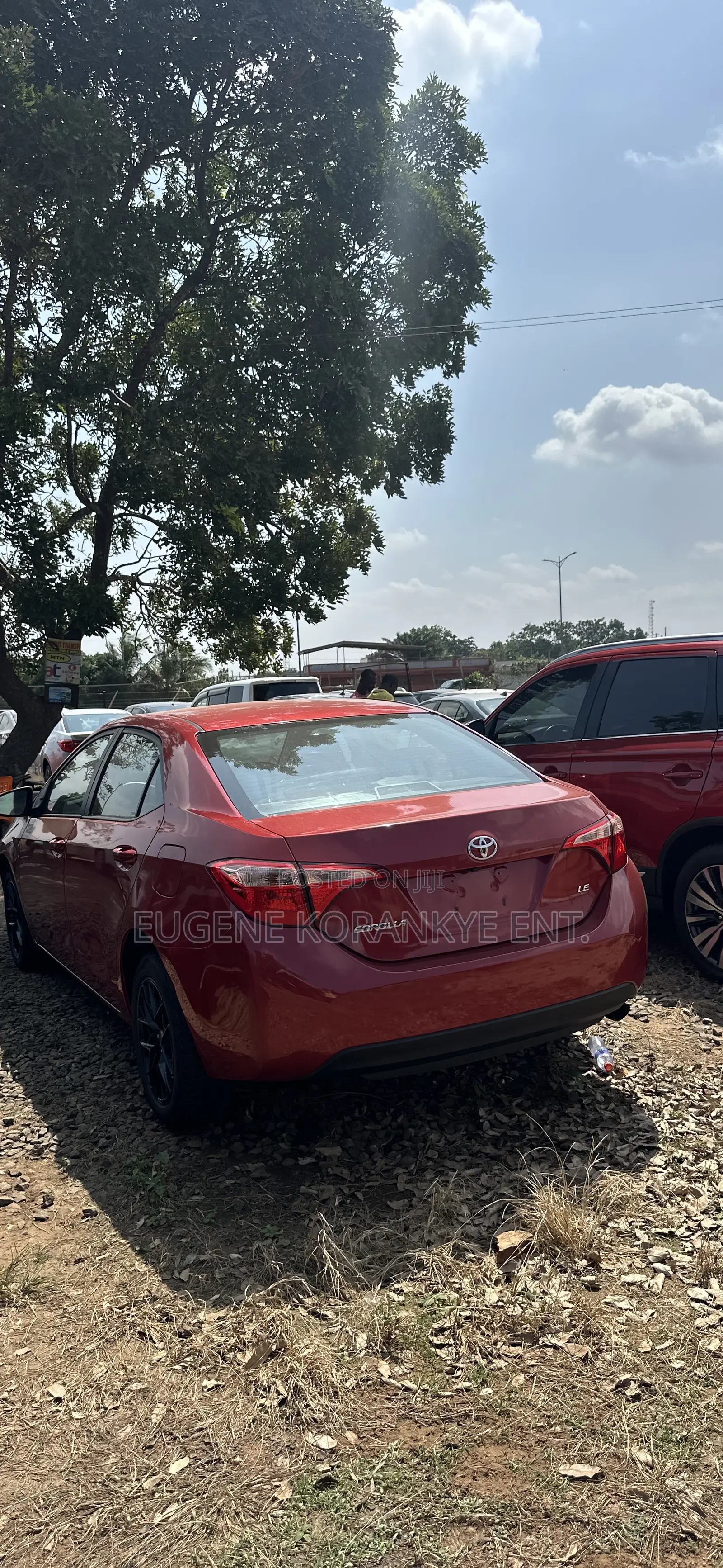Toyota Corolla LE (1.8L 4cyl 2A) 2018 Red