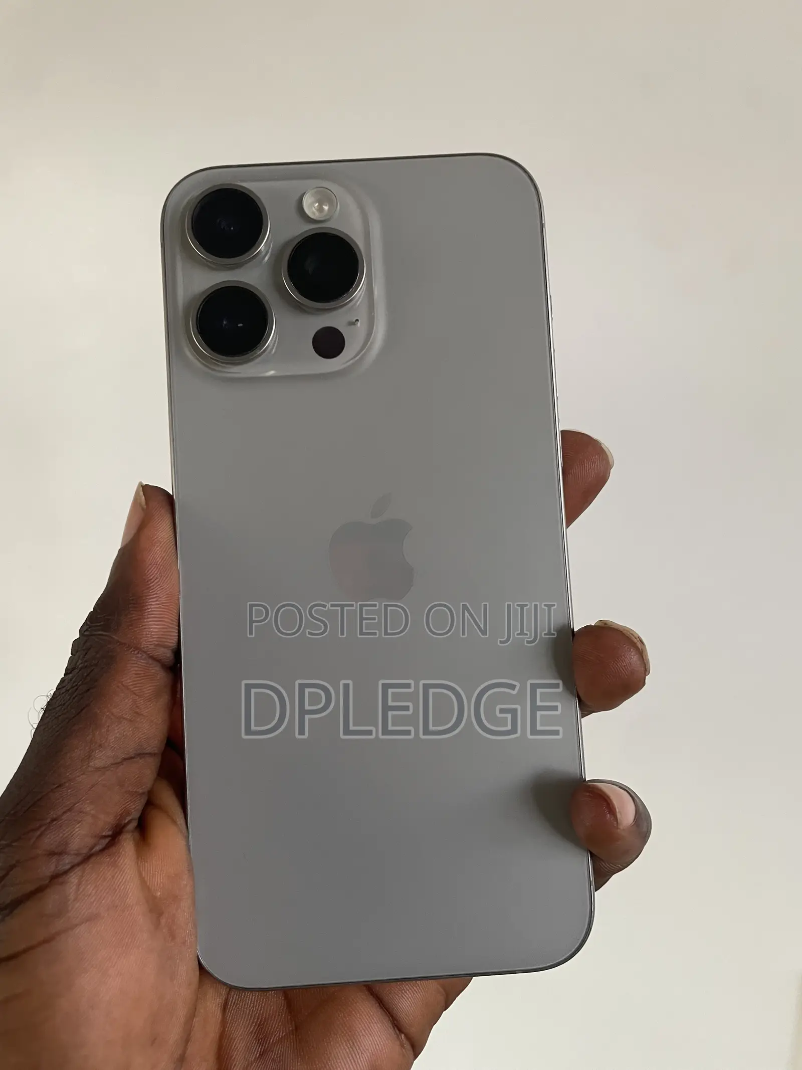 Apple iPhone 15 Pro Max 256 GB Silver