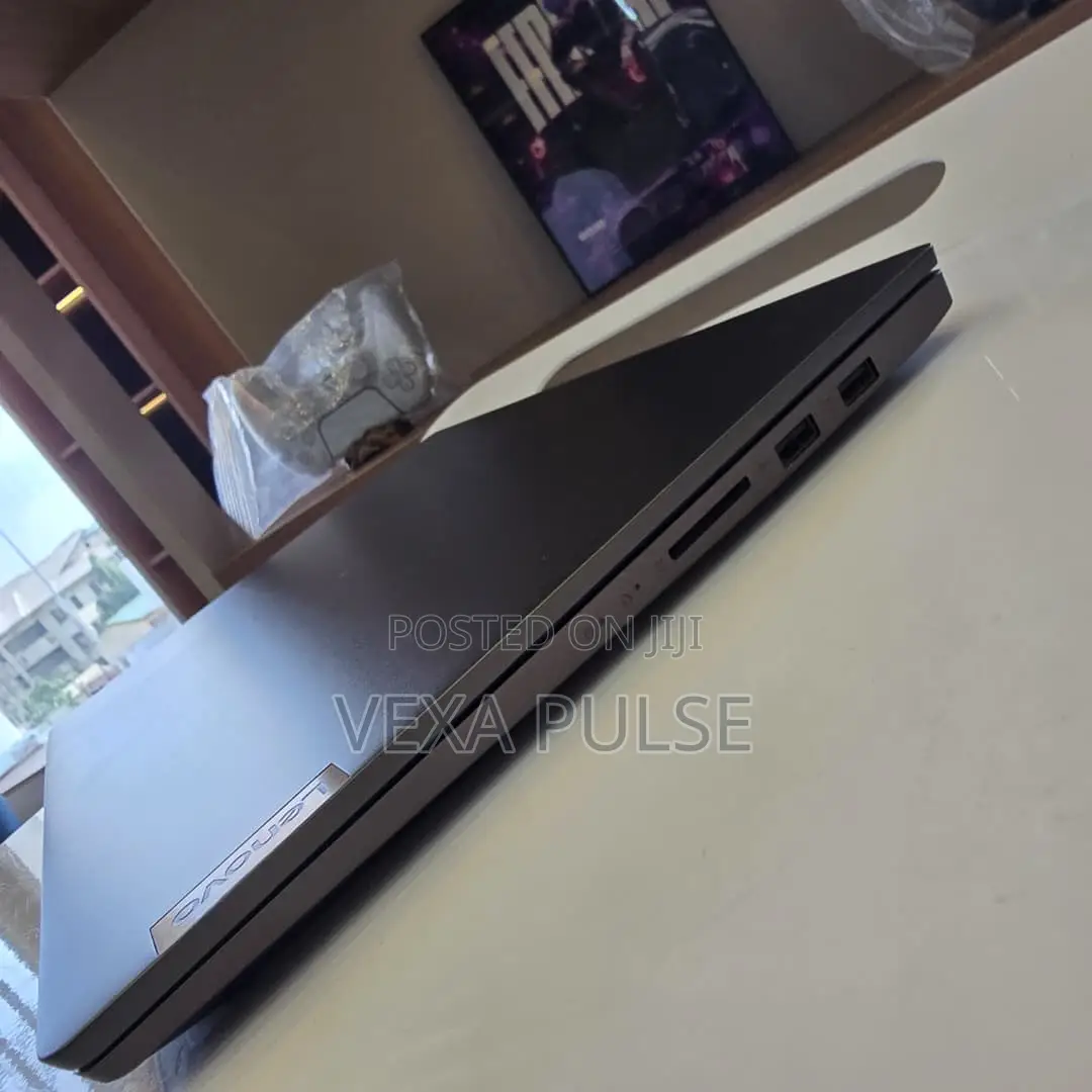 Laptop Lenovo IdeaPad 520S 12GB Intel Core i7 SSD 512GB