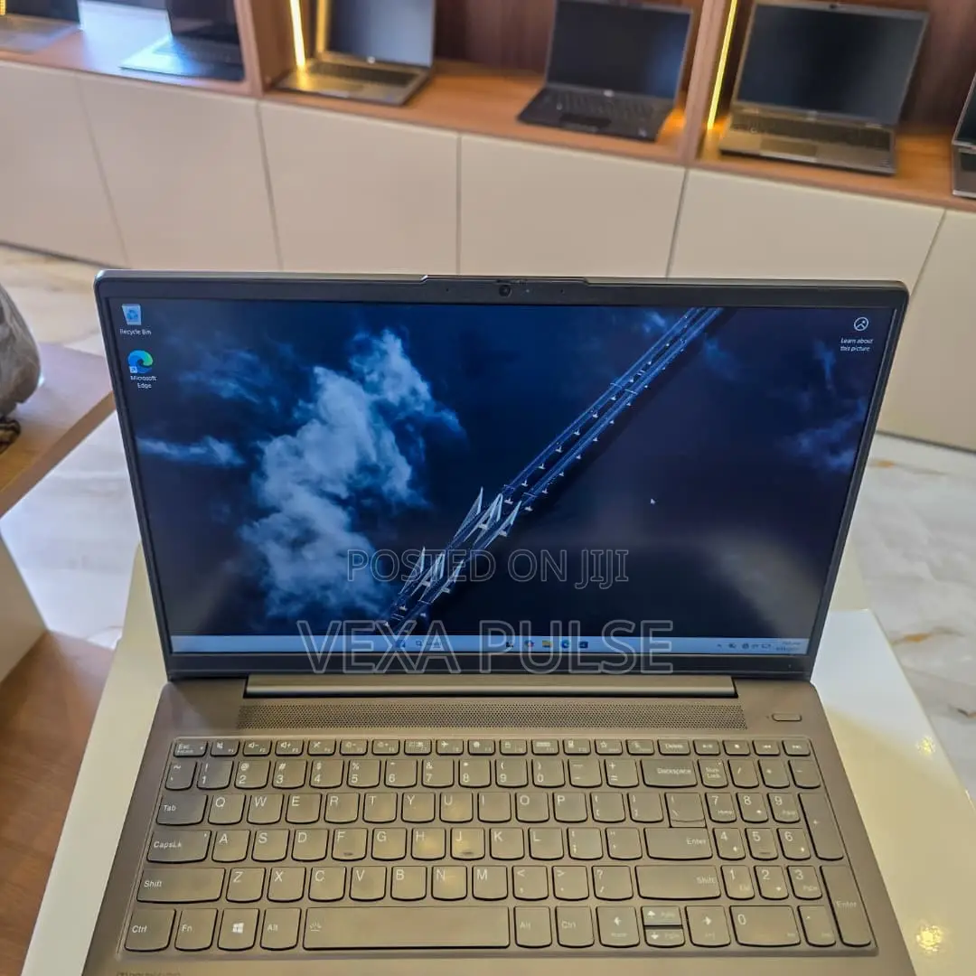 Laptop Lenovo IdeaPad 520S 12GB Intel Core i7 SSD 512GB