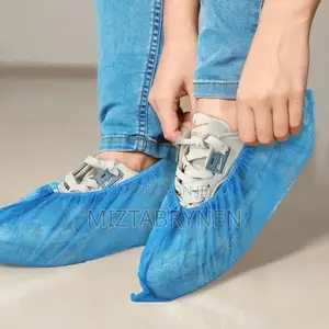 100 Disposable Shoe Covers - Blue