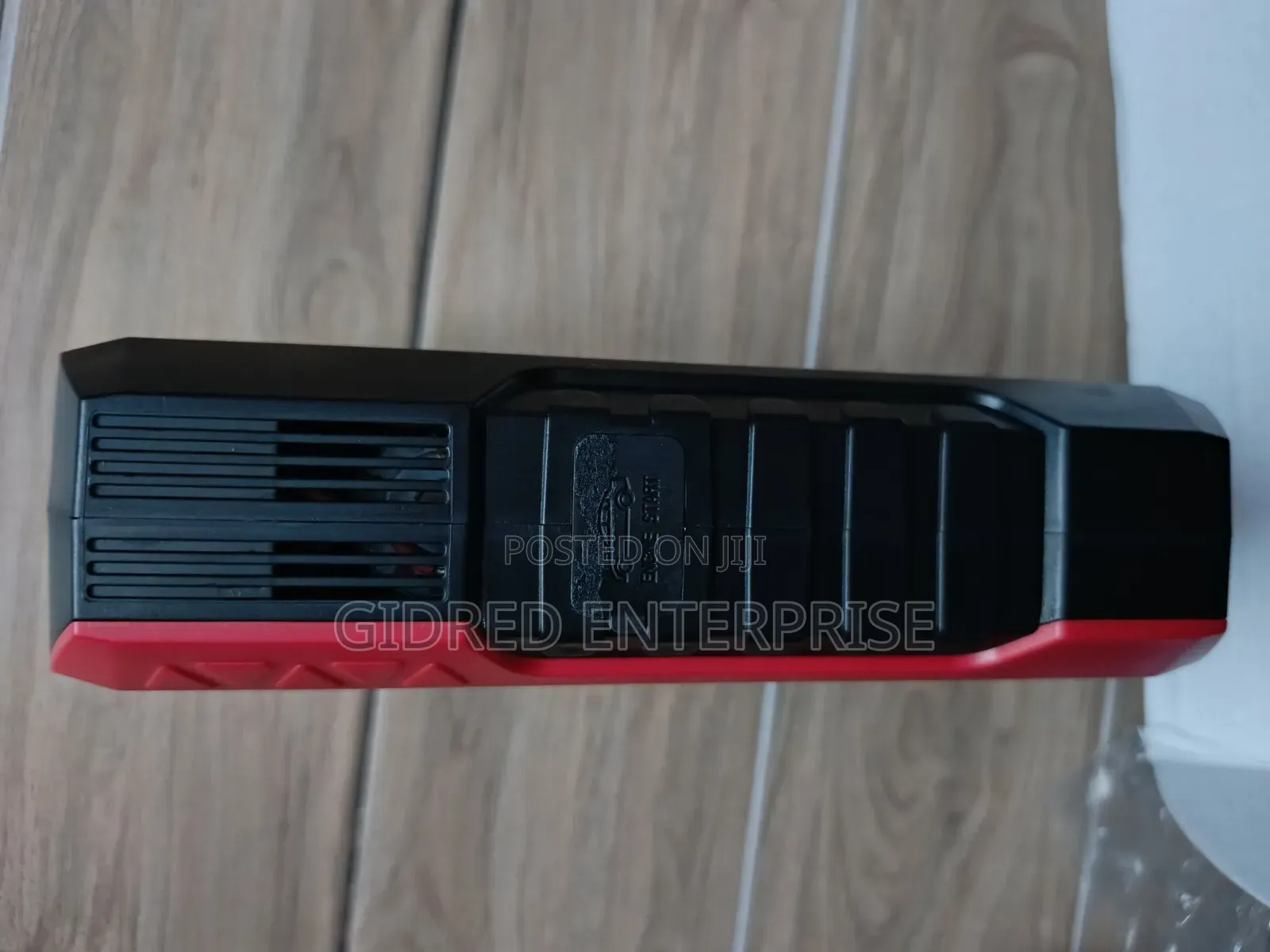 Portable Car Jump Starter Pack, Tire Inflator, Flashlight, Power Bank.