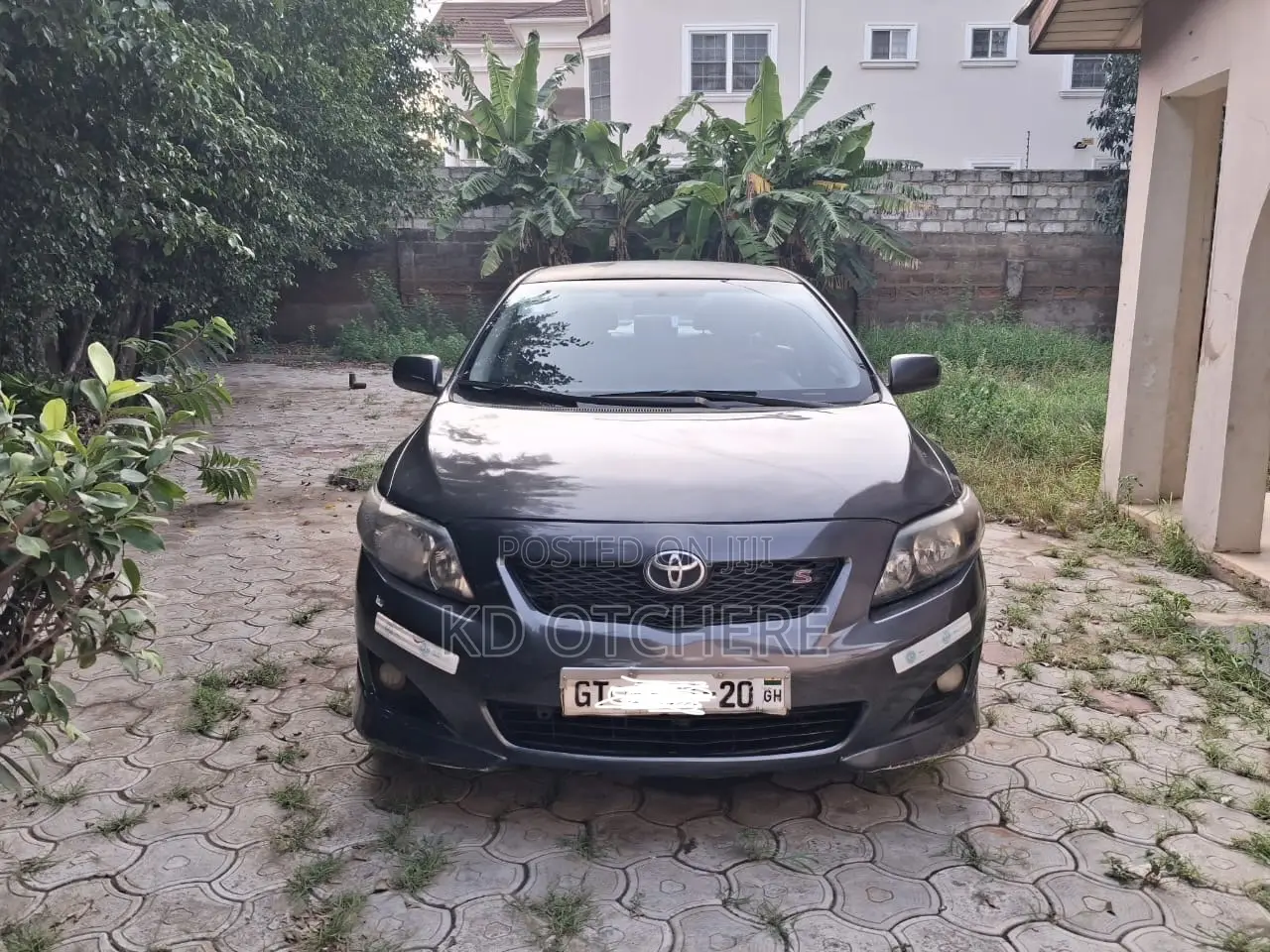Toyota Corolla 2010 Gray