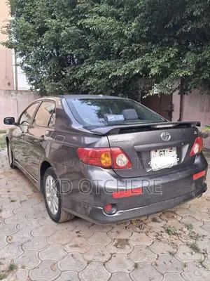 Toyota Corolla 2010 Gray