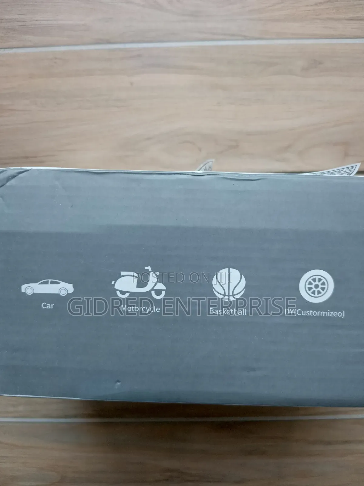 Portable Car Jump Starter Pack, Tire Inflator, Flashlight, Power Bank.