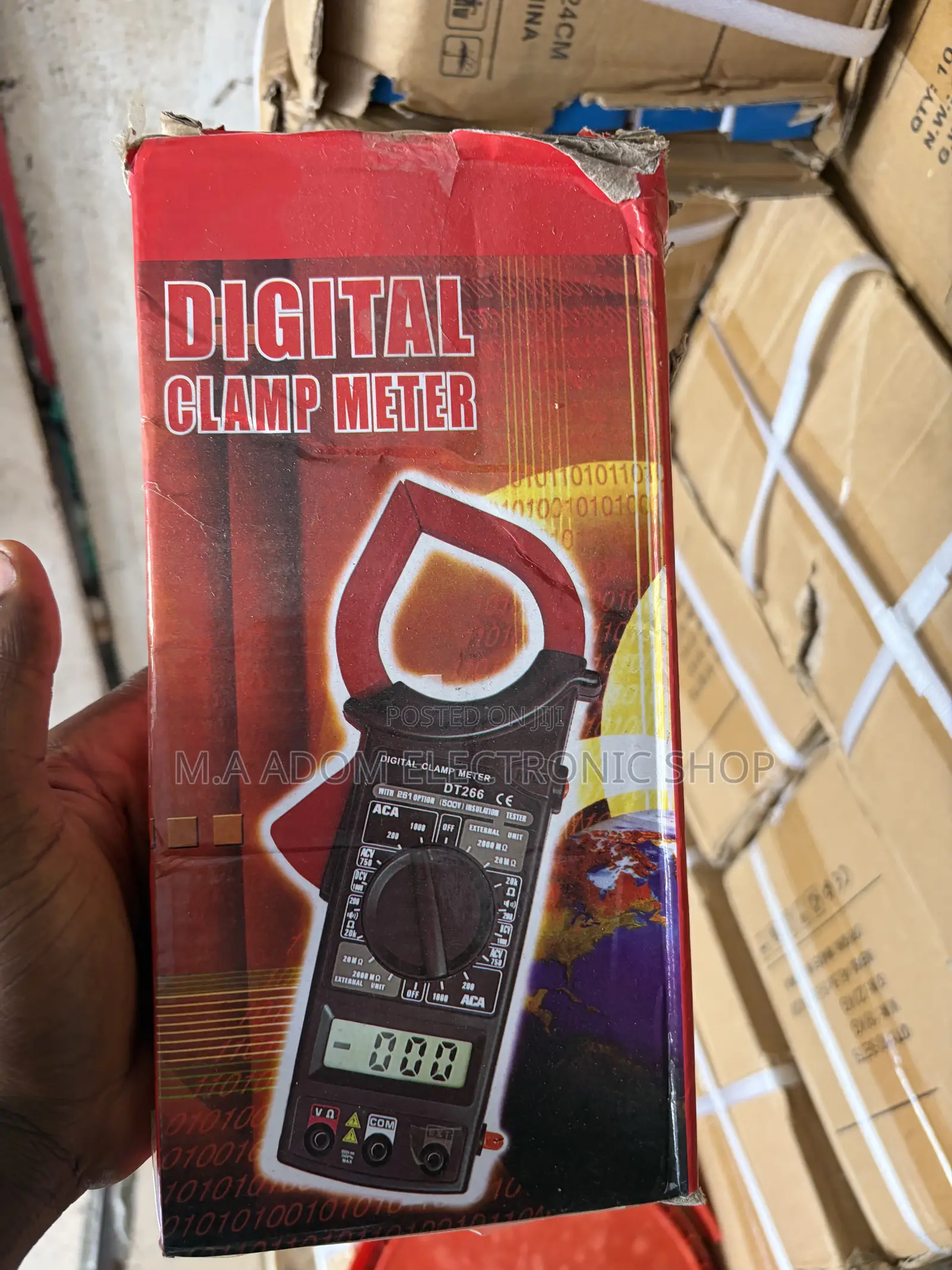 Digital Clamp Meter Dt266