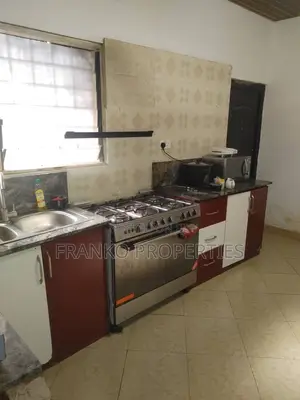 5bdrm House in Franko Properties, Oyarifa Mall Area for sale