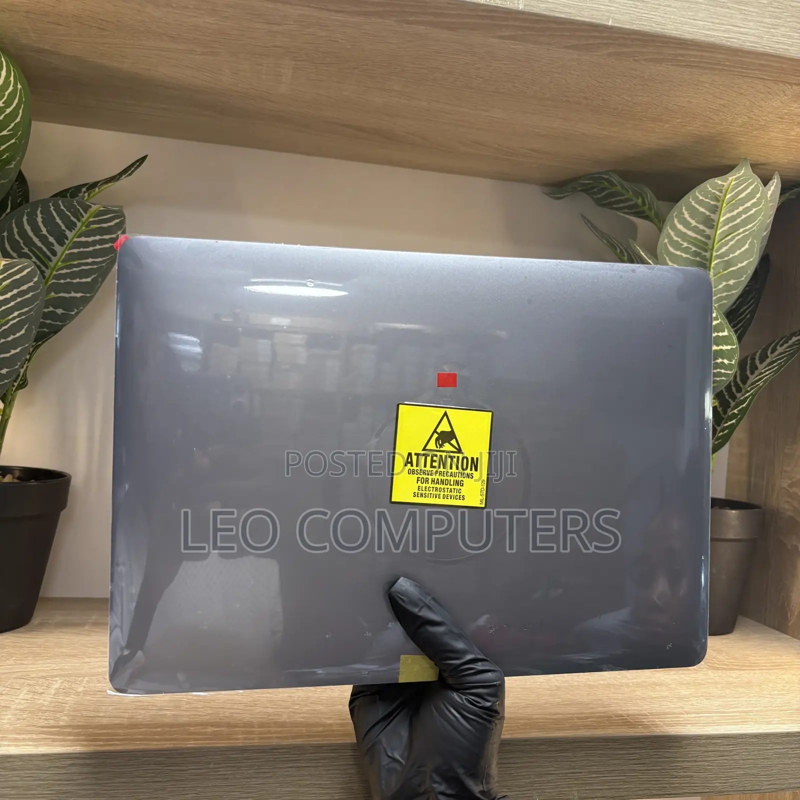 MacBook Pro A1706 Screen Display 13.3” 2017