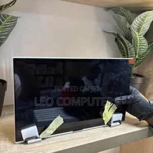 HP 1040 G7 Screen