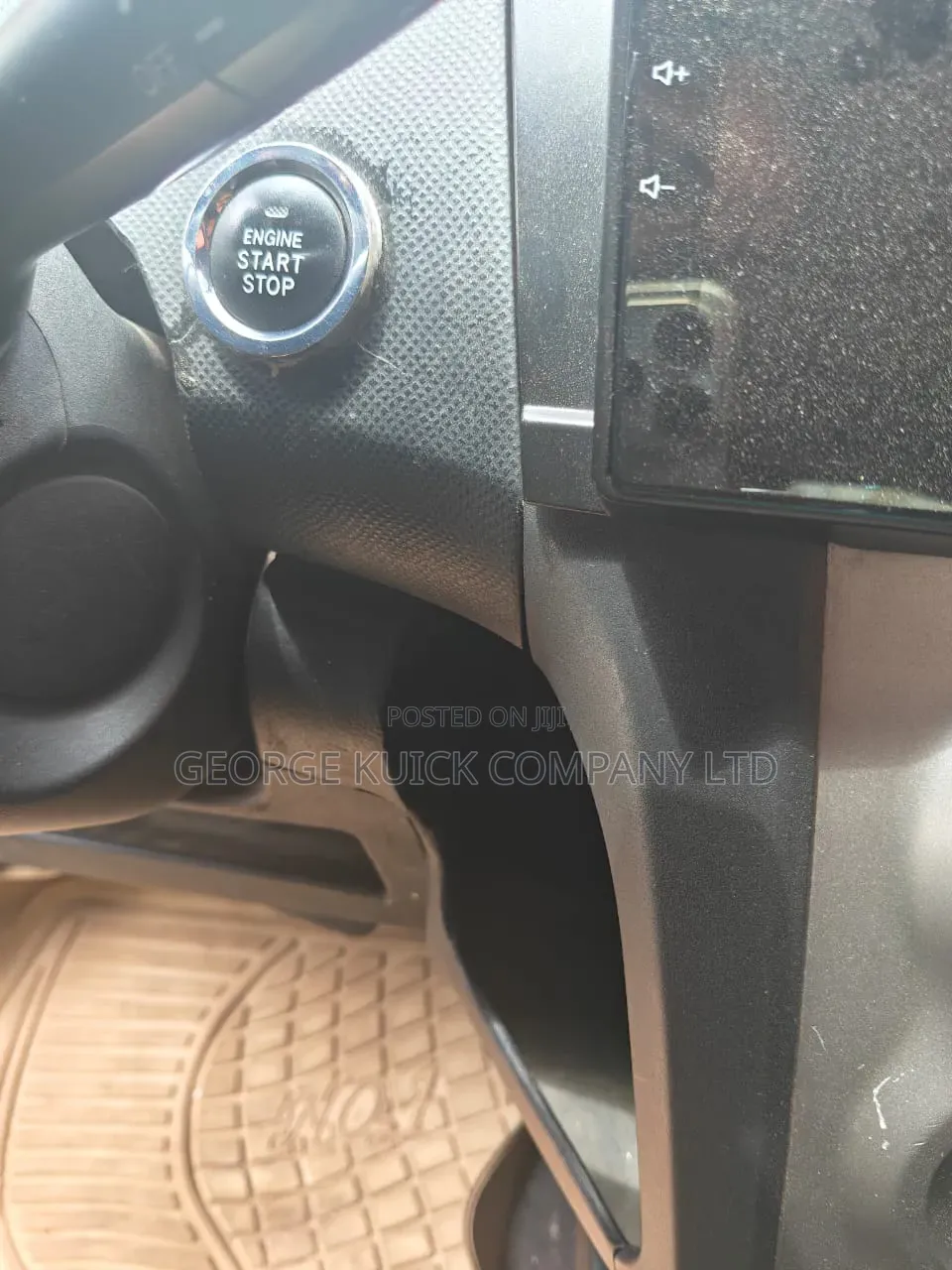 Toyota Vitz 2012 Black