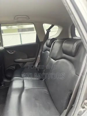 Honda Fit 2011 Gray