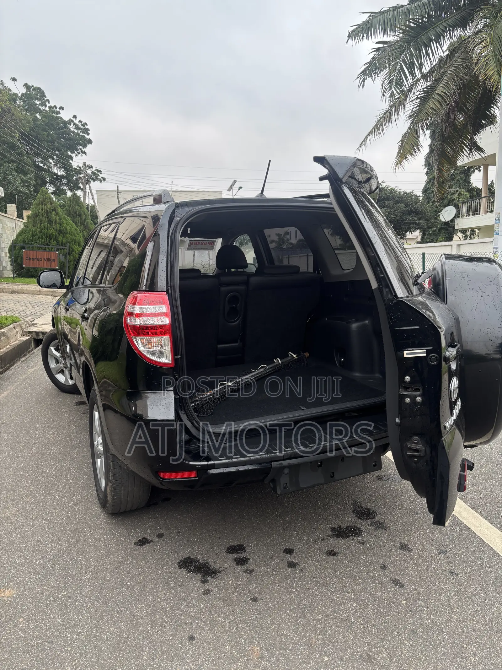 Toyota RAV4 2012 Black