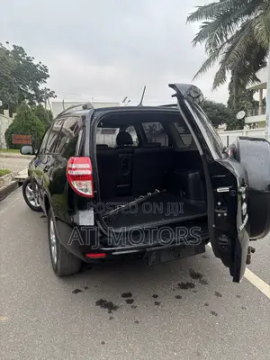 Toyota RAV4 2012 Black