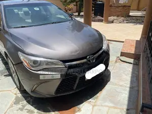 Toyota Camry 2017 Gray