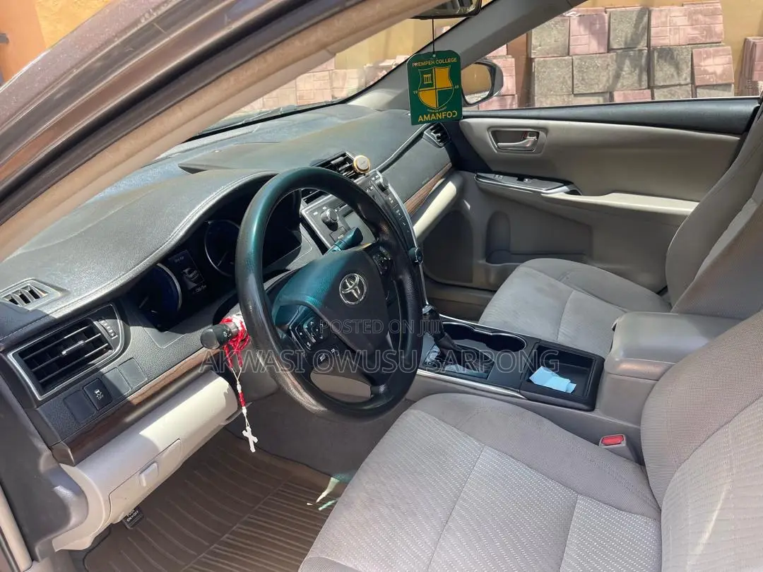 Toyota Camry 2017 Gray