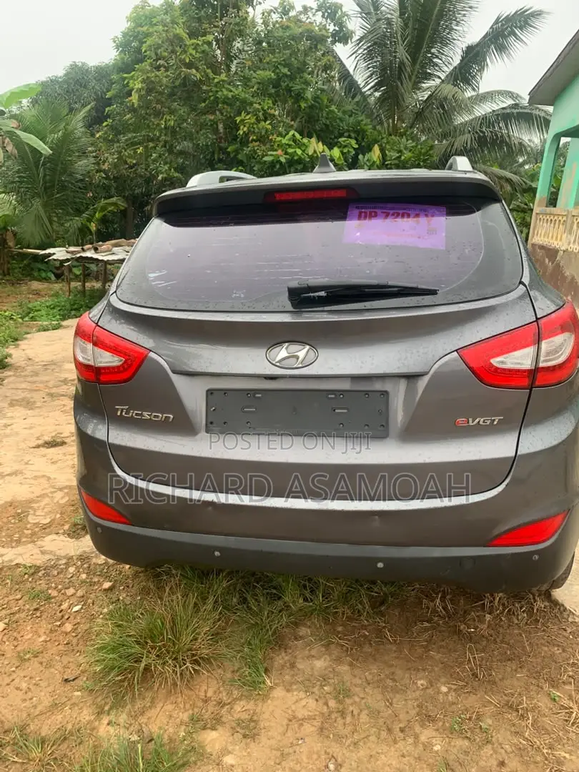 Hyundai Tucson Limited FWD 2014 Gray