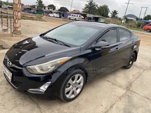 Hyundai Elantra Limited Sedan FWD (1.8L 4cyl 6A) 2013 Black