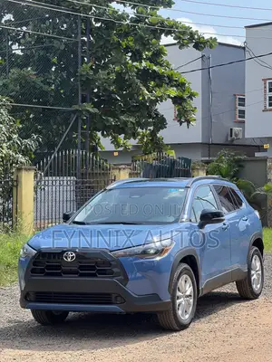 Toyota Corolla Cross LE 2026 Blue