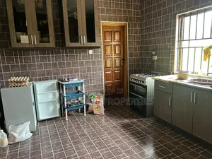 4bdrm Bungalow in Ab Richie Properties, Parakuo Estate for sale