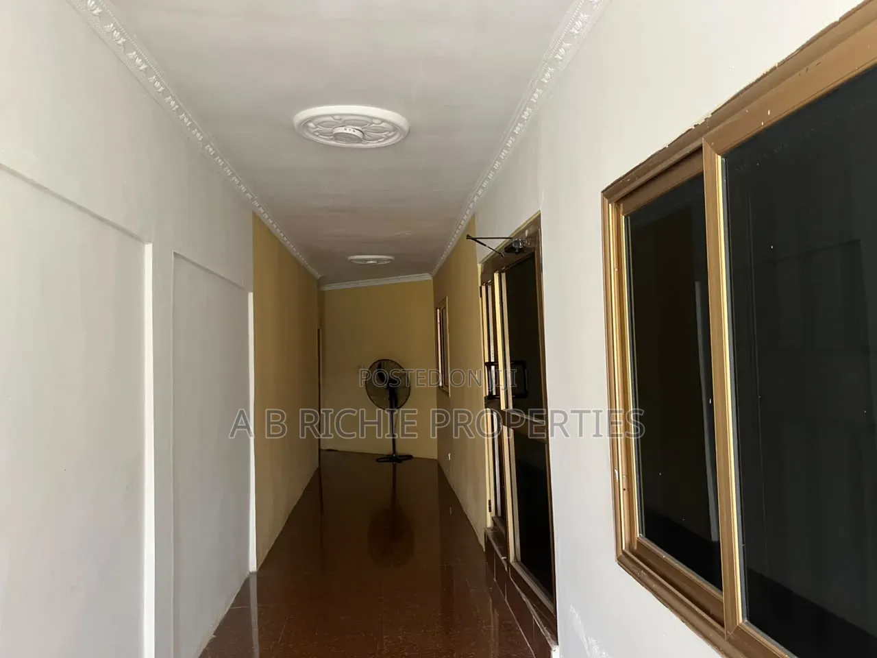 4bdrm Bungalow in Ab Richie Properties, Parakuo Estate for sale