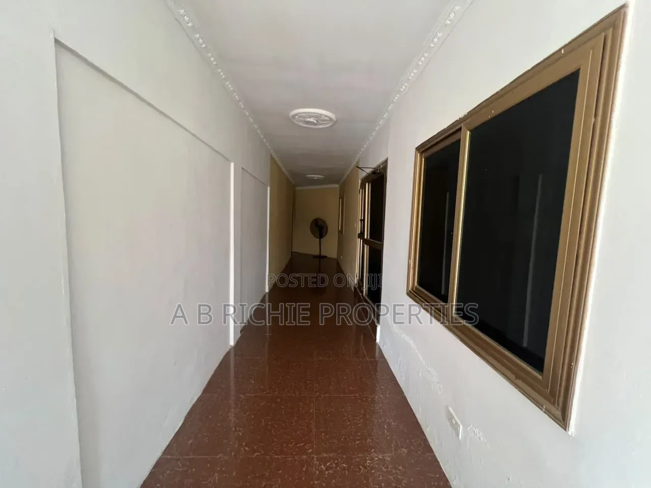 4bdrm Bungalow in Ab Richie Properties, Parakuo Estate for sale
