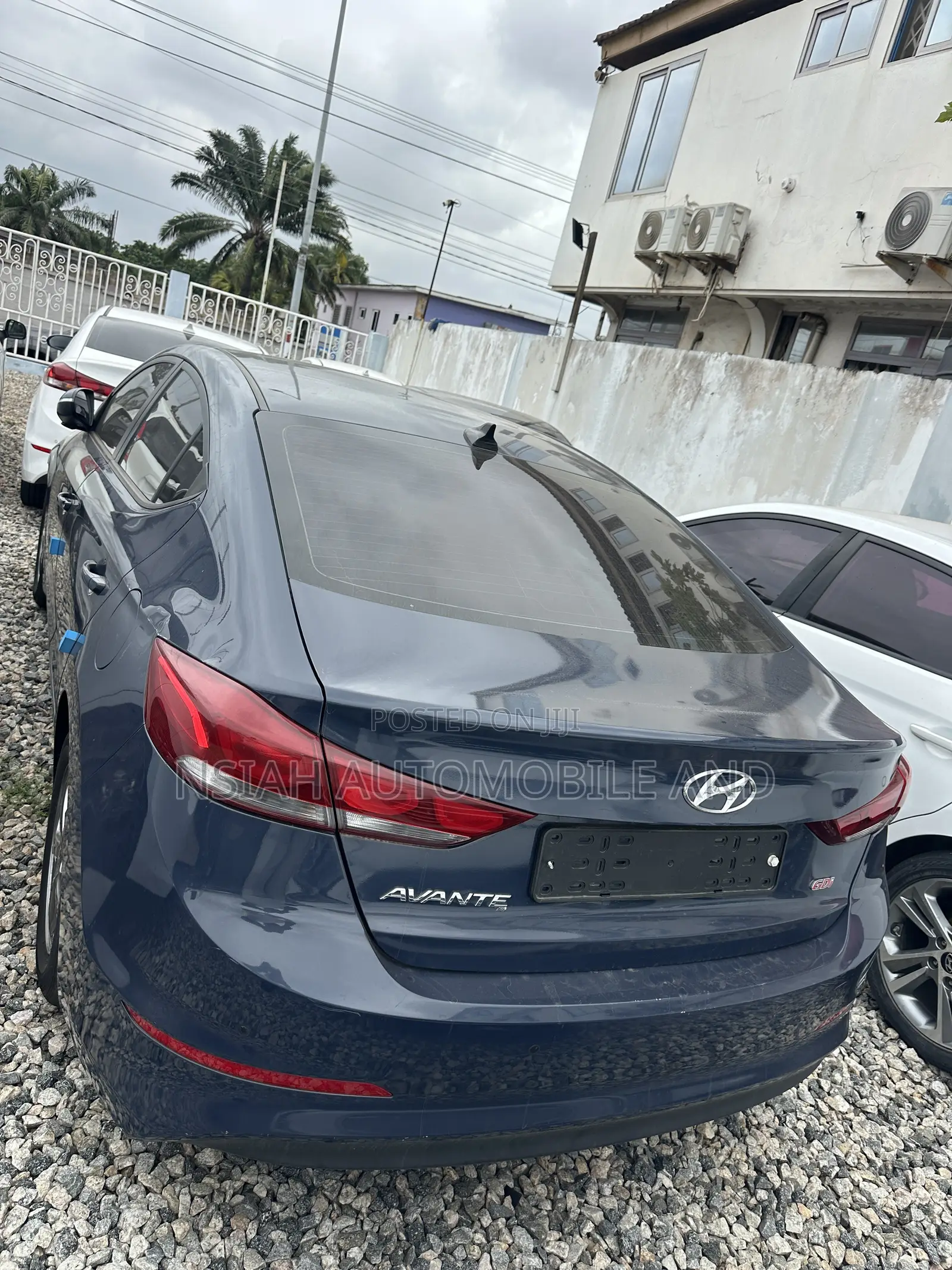 Hyundai Avante 2016 Blue