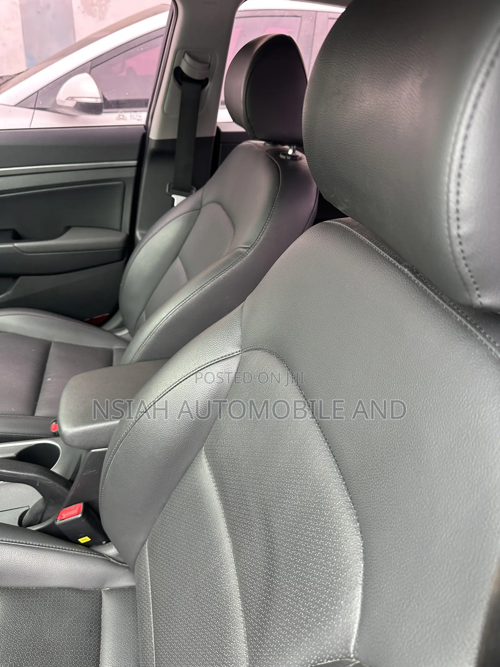 Hyundai Avante 2016 Blue