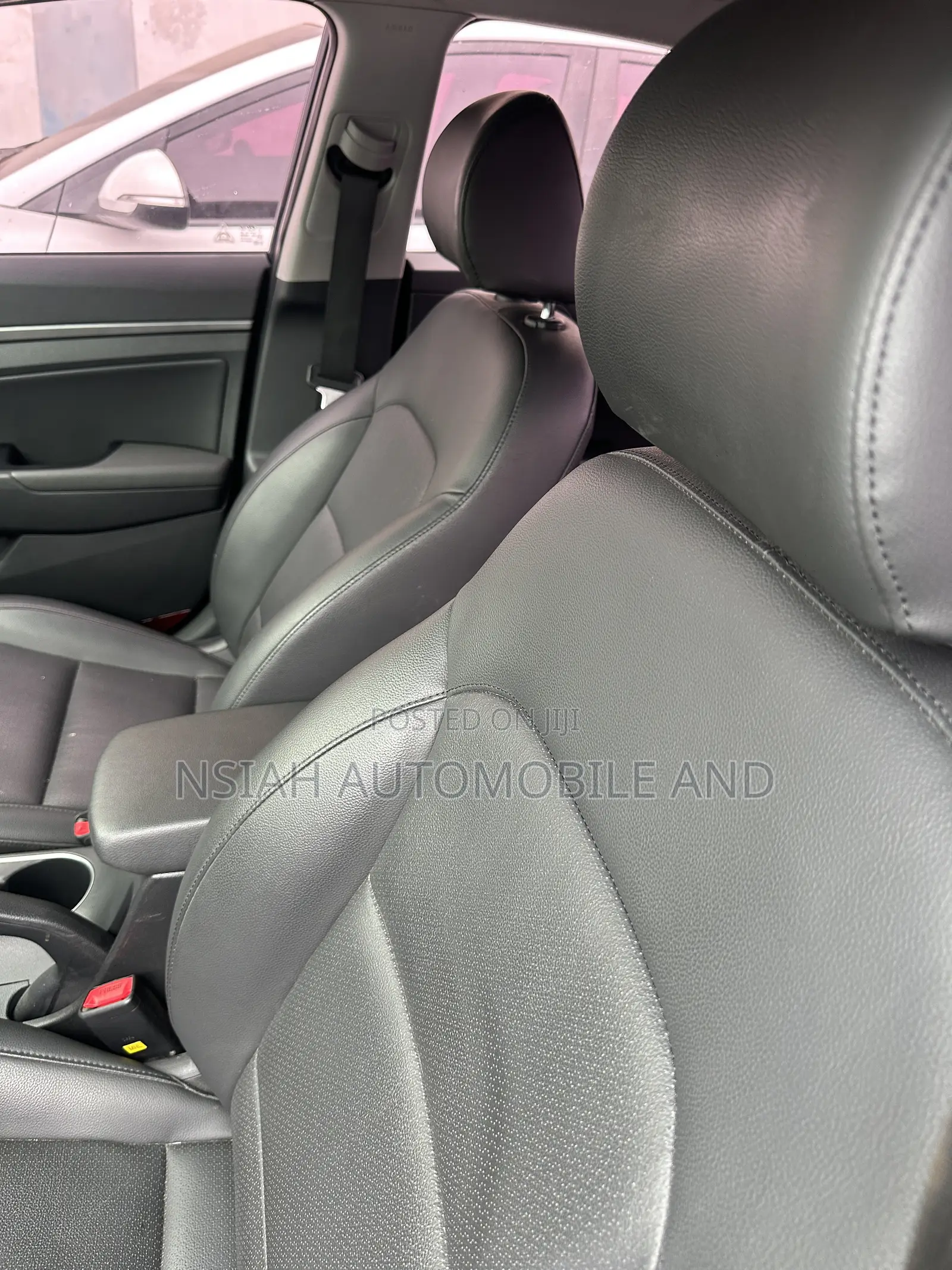 Hyundai Avante 2016 Blue