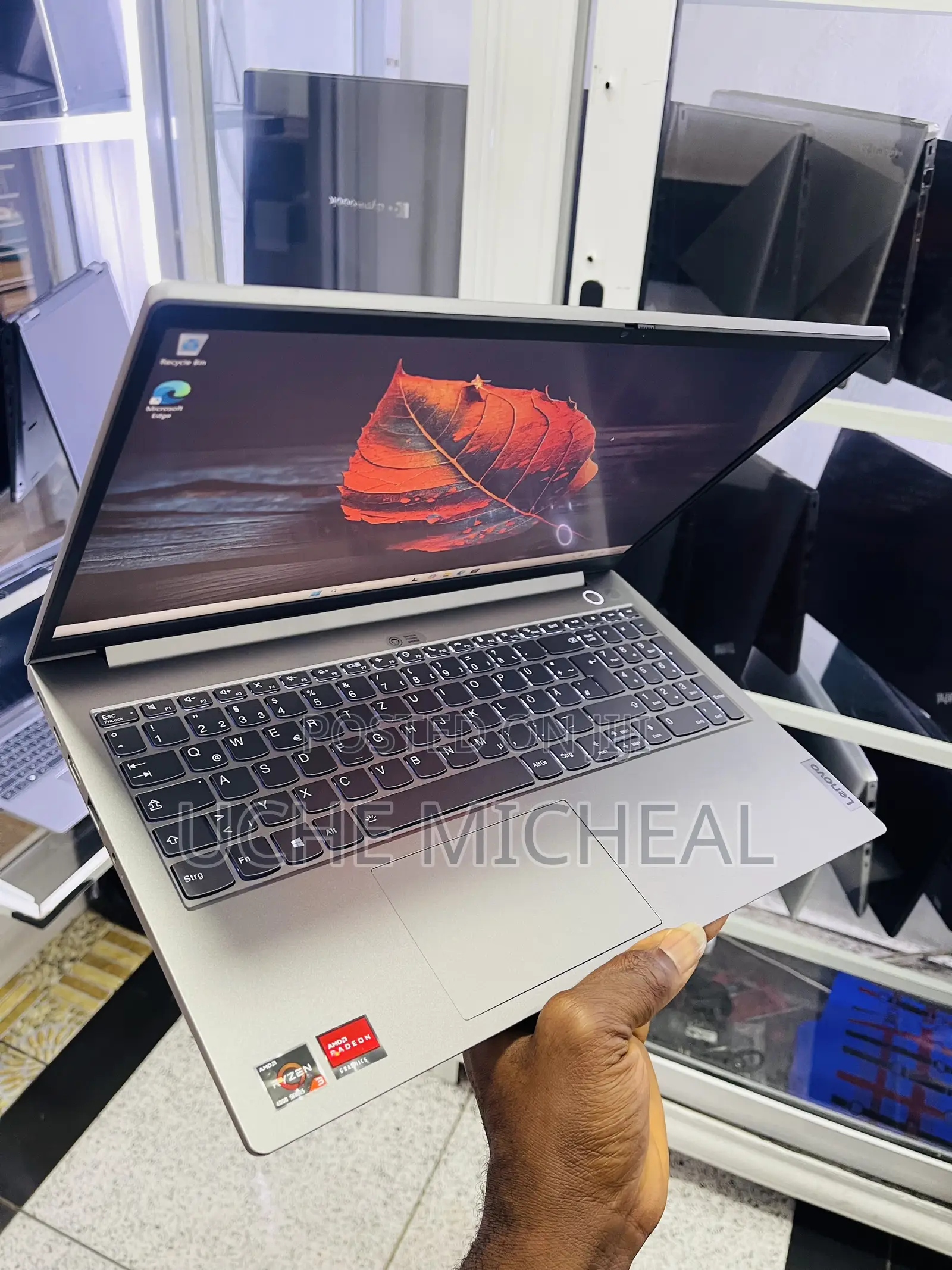 Laptop Lenovo ThinkBook 15 16GB AMD Ryzen 3 SSD 256GB