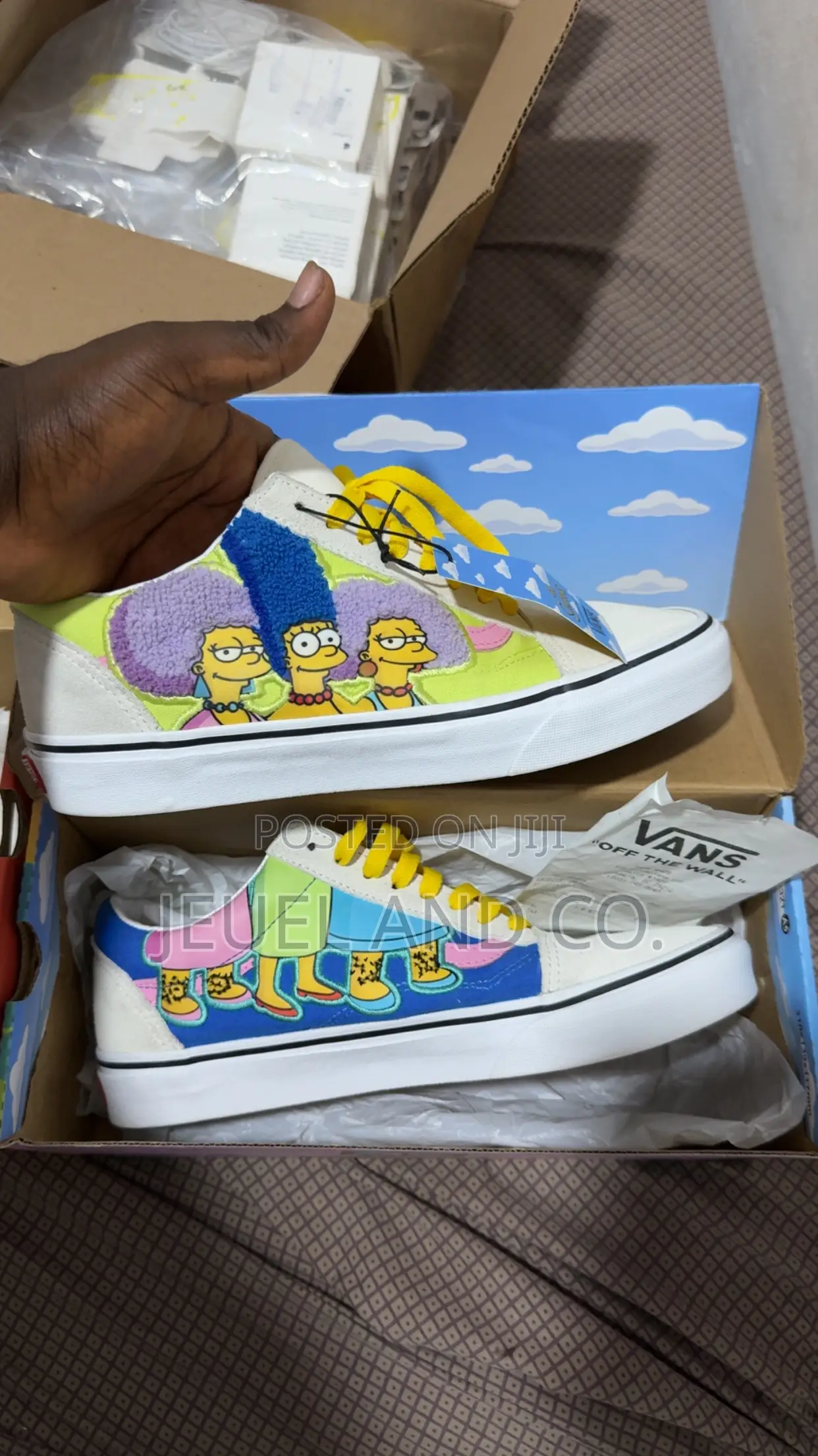 Authentic the Simpsons X Vans Old Skool 'The Bouviers' -VN0A4BV521M