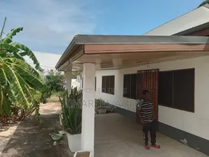 4bdrm House in North Ridge for rent