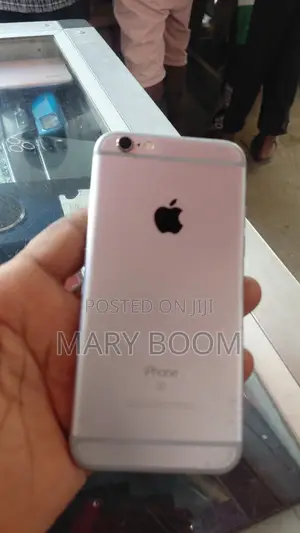 Apple iPhone 6s 64 GB Gray