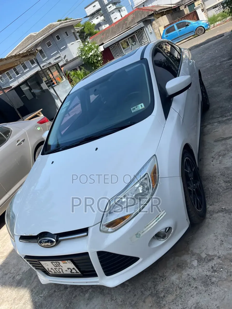 Ford Focus S Sedan FWD (2.0L 4cyl 5M) 2013 White