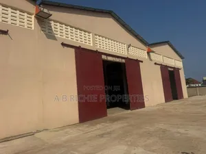 Warehouse for Rent at Lashibi