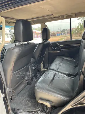 Mitsubishi Pajero V80 3.8 V6 GLS 2015 Black