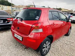 Toyota Vitz 1.5 FWD 3dr 2010 Red