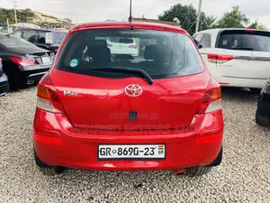 Toyota Vitz 1.5 FWD 3dr 2010 Red