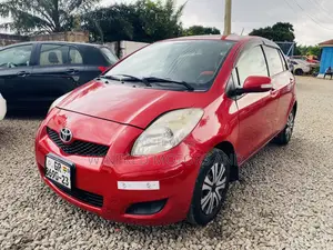 Toyota Vitz 1.5 FWD 3dr 2010 Red